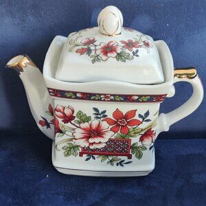 Sadler Teapot, England. White with green & red florals. Gold Embellishment. VTG